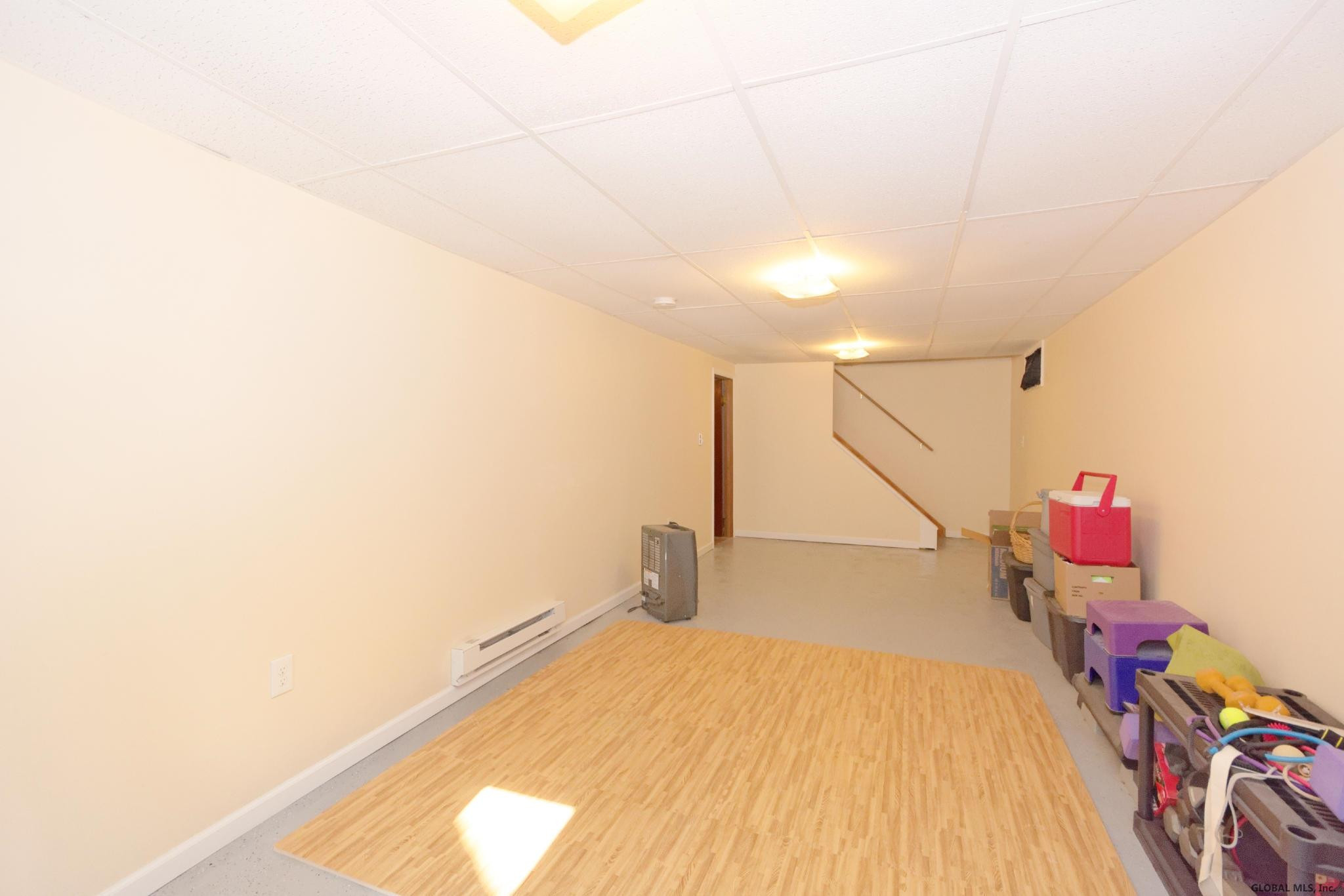 1011 Community Road Rotterdam, NY 12303 - Photo 20 of 30 Photo 23