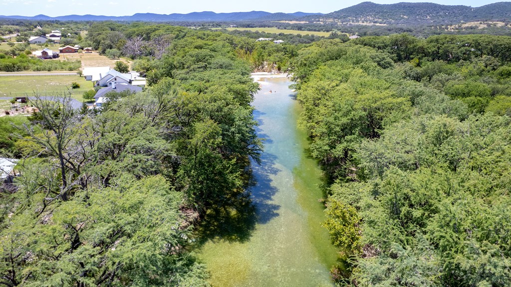 3598 Ranch Road 1120 Rio Frio, TX 78879 - Photo 24 of 27