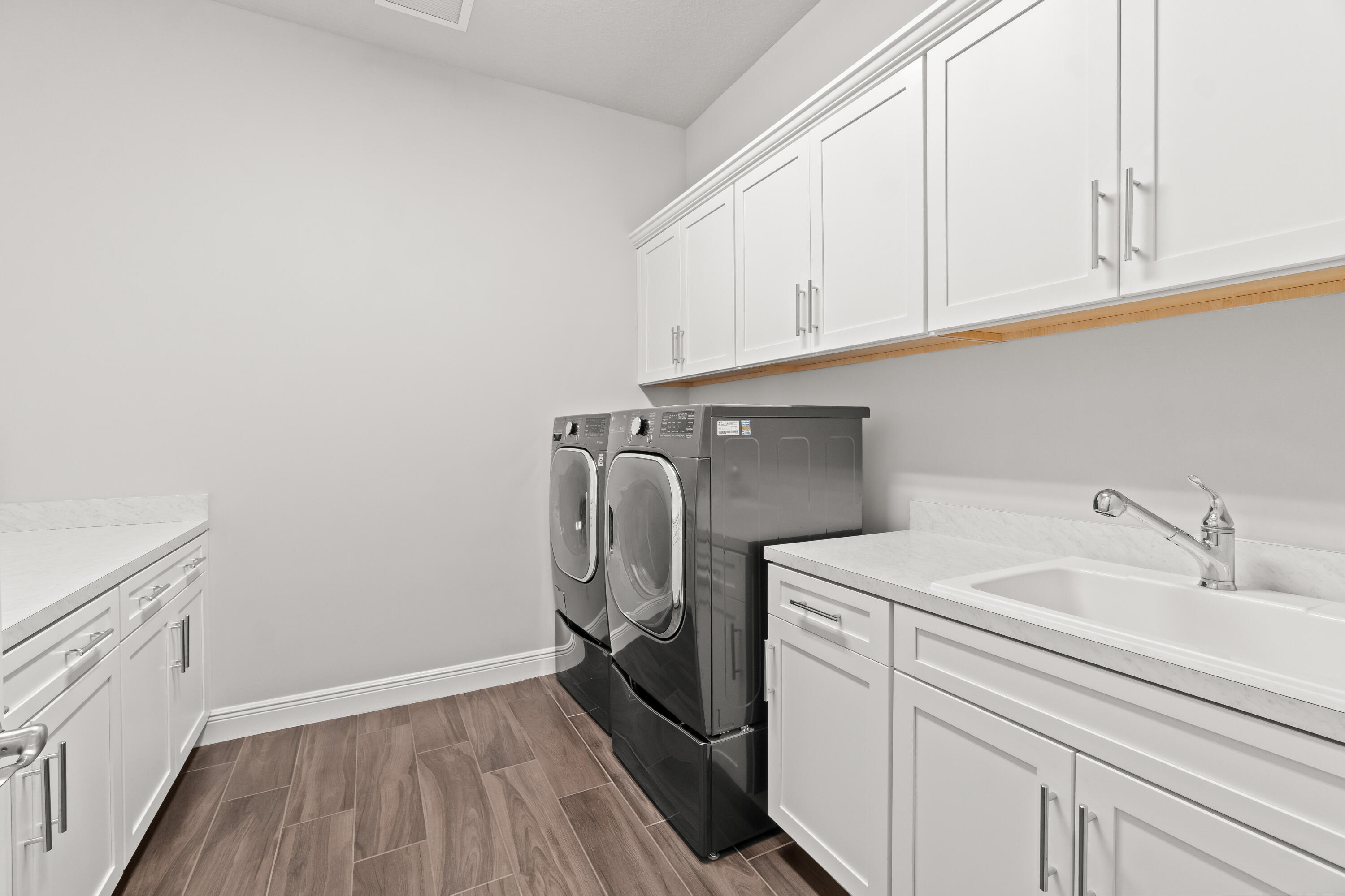 2620 Northwest 69th Street Boca Raton, FL 33496 - Photo 30 of 55 Laundry Room