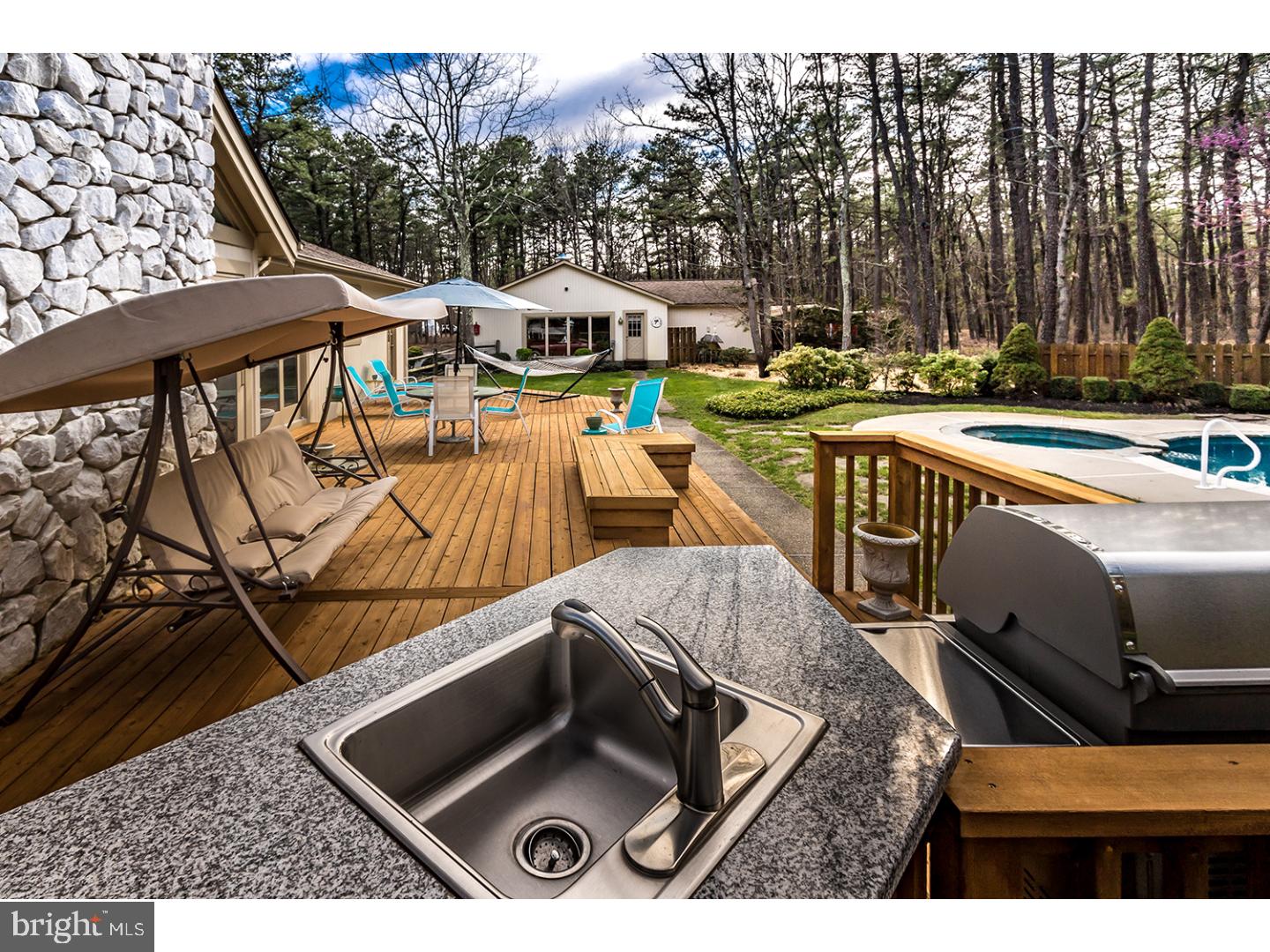 16 Tansborough Road Medford, NJ 08055 - Photo 23 of 25 Deck