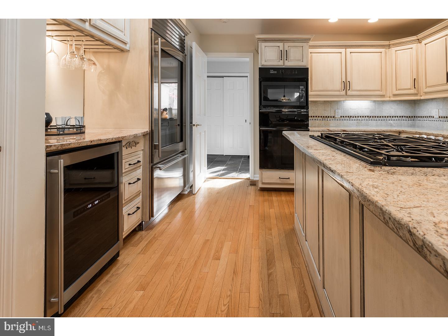 16 Tansborough Road Medford, NJ 08055 - Photo 9 of 25 Kitchen