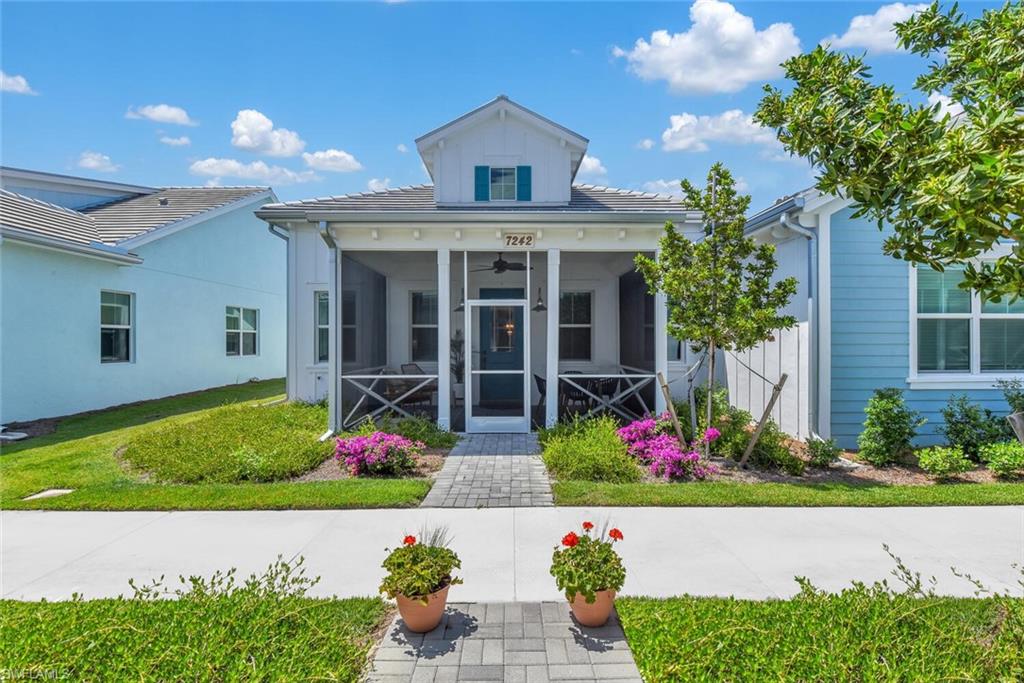 7242 Saona Court Naples, FL 34113 - Photo 2 of 34