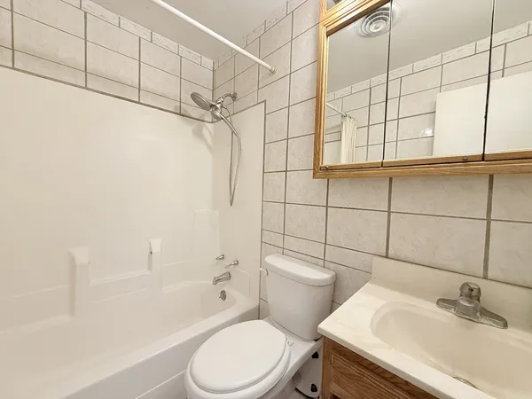 $230,000 | 34W836 North James Drive, St. Charles, IL 60174