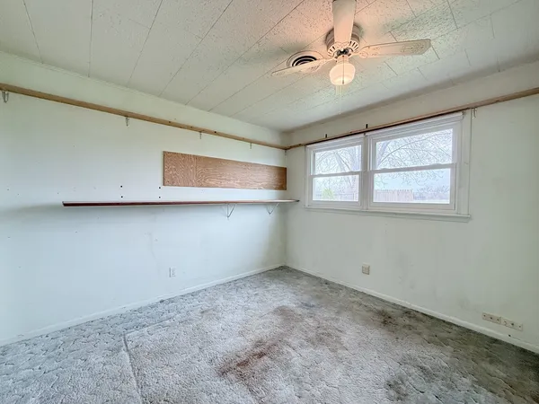 $230,000 | 34W836 North James Drive, St. Charles, IL 60174