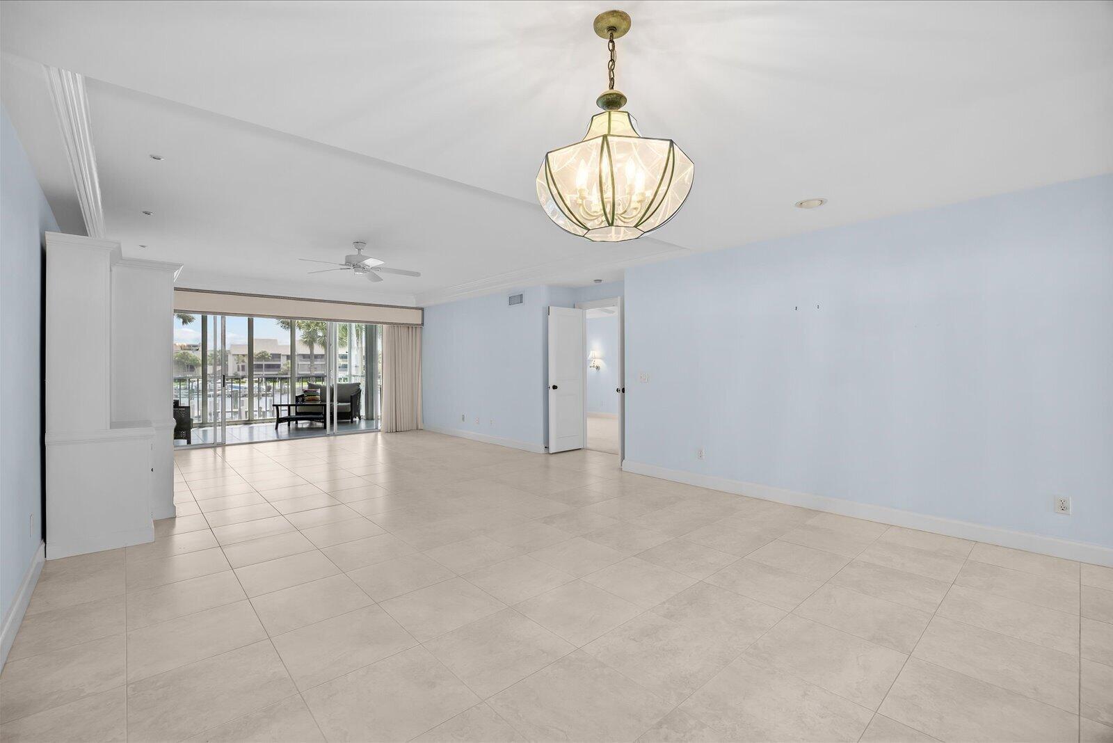 1903 Bay Road, Unit 206 Vero Beach, FL 32963 - Photo 9 of 31 1000004645