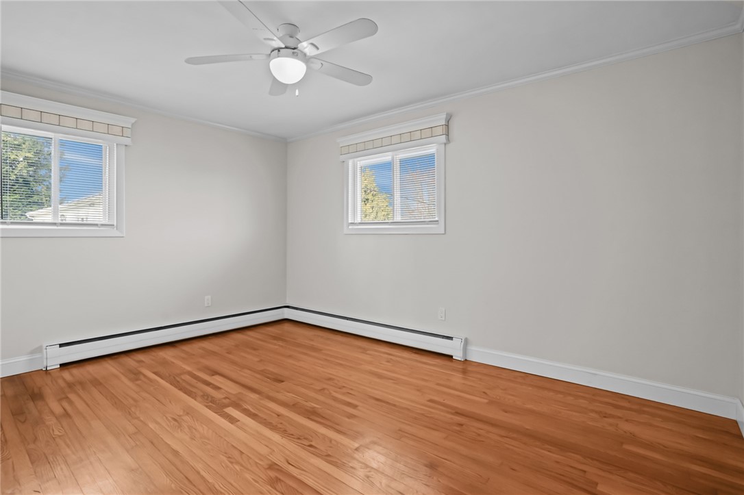 4 Phillips Avenue Middletown, RI 02842 - Photo 18 of 44