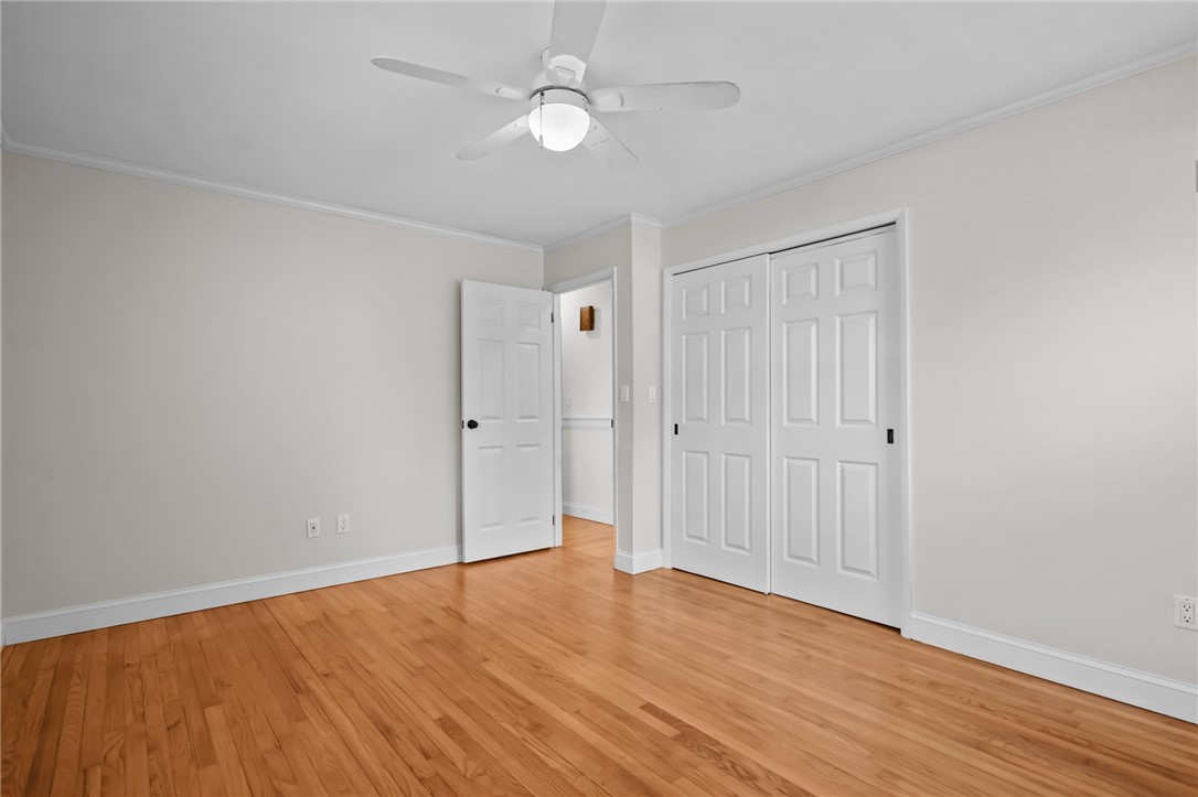 4 Phillips Avenue Middletown, RI 02842 - Photo 22 of 44