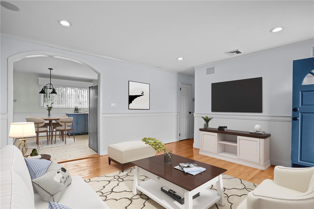 4 Phillips Avenue Middletown, RI 02842 - Photo 5 of 44 Virtually staged