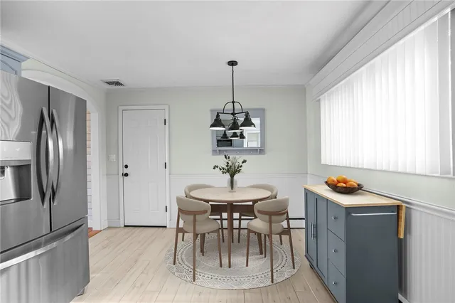 $649,000 | 4 Phillips Avenue, Middletown, RI 02842