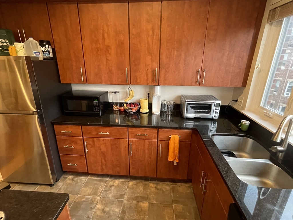 110 Strathmore Road, Unit 401 Boston, MA 02135 - Photo 6 of 23