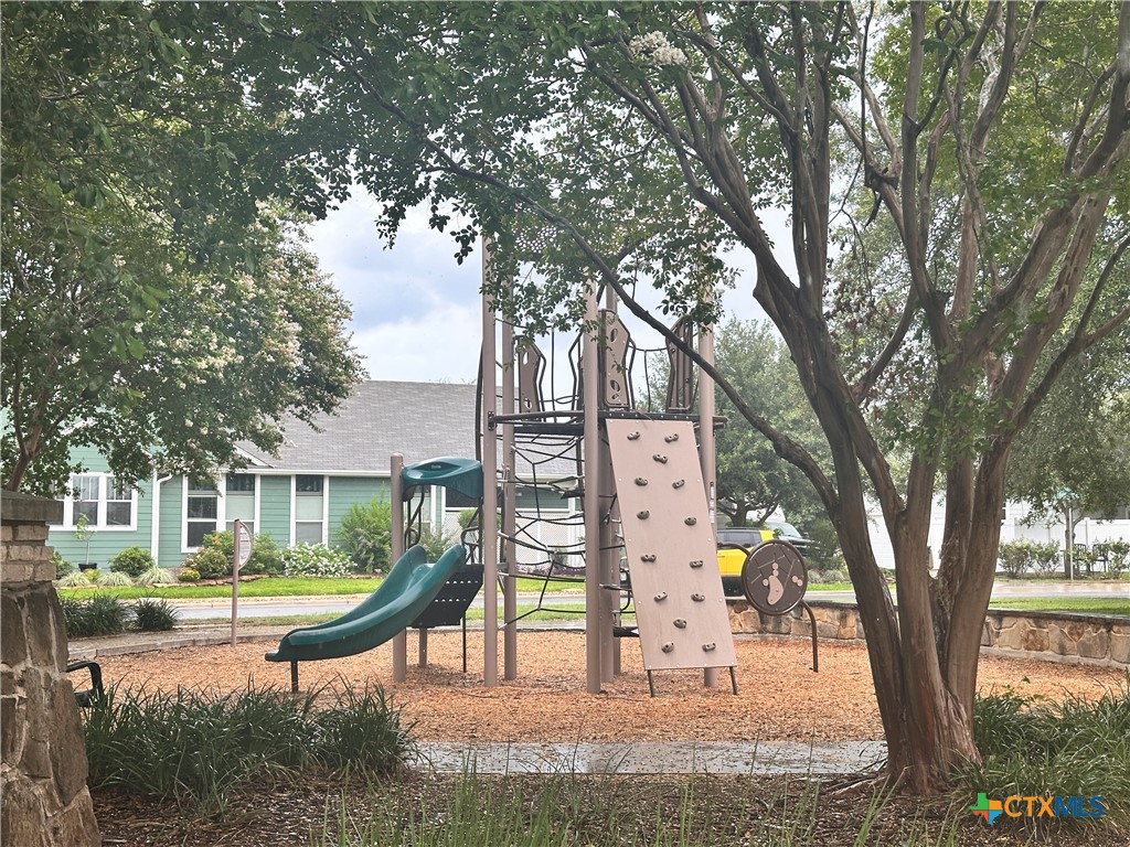 264 Trestle Tree, Unit A San Marcos, TX 78666 - Photo 7 of 17 not sure