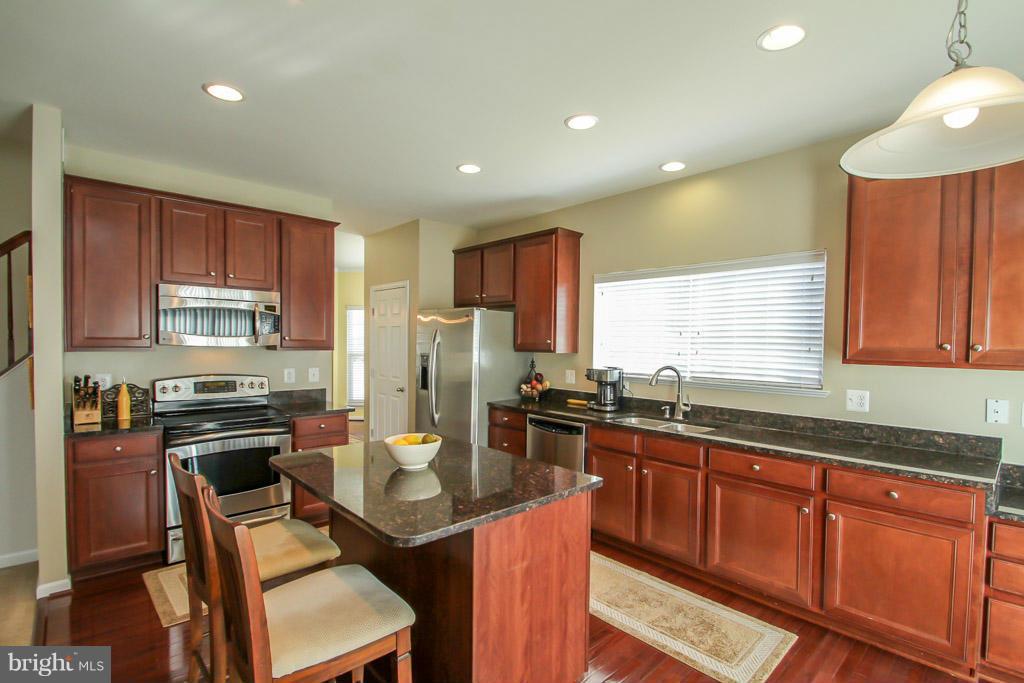 4267 Meyers Road Triangle, VA 22172 - Photo 9 of 30 Kitchen