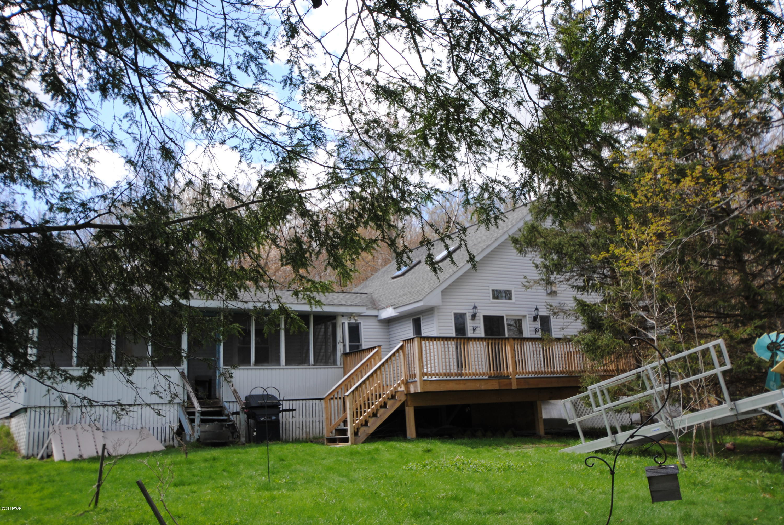 290 Lake Lorain Road Poyntelle, PA 18454 - Photo 3 of 21