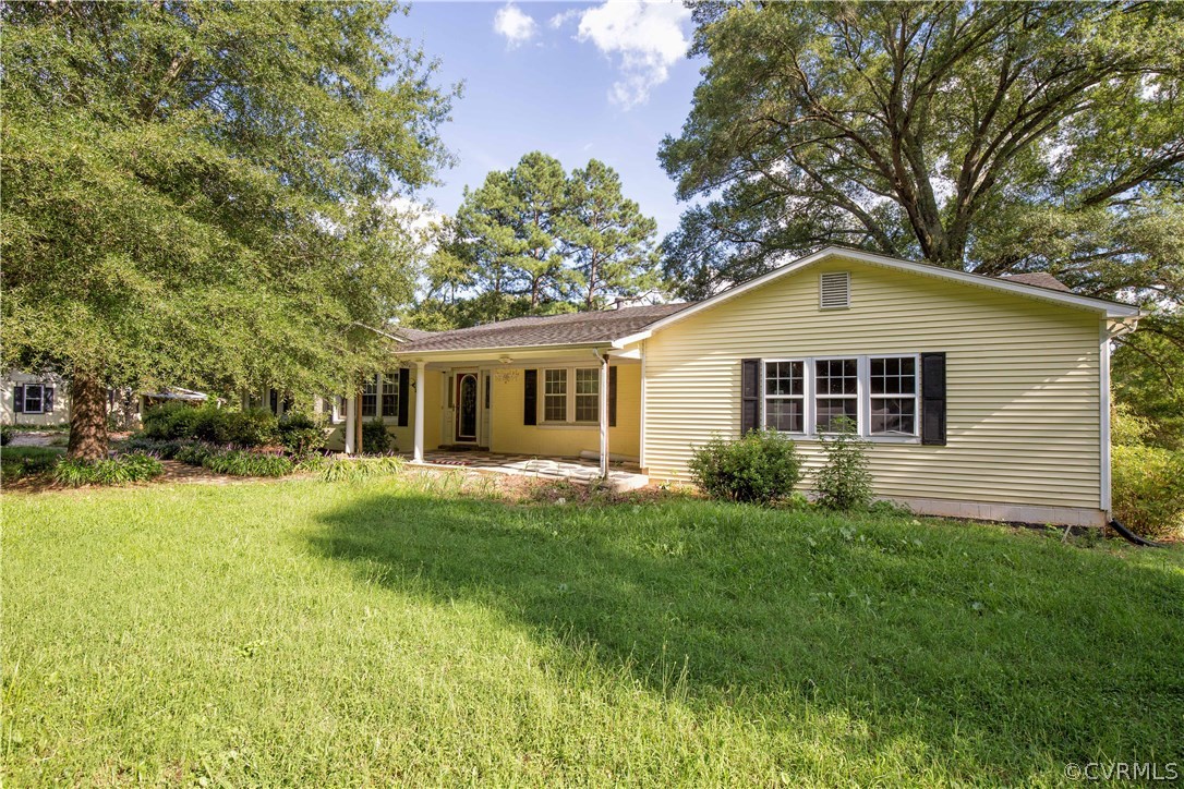 2256 Scottville Road Powhatan, VA 23139 - Photo 3 of 50 Gallery Image 3