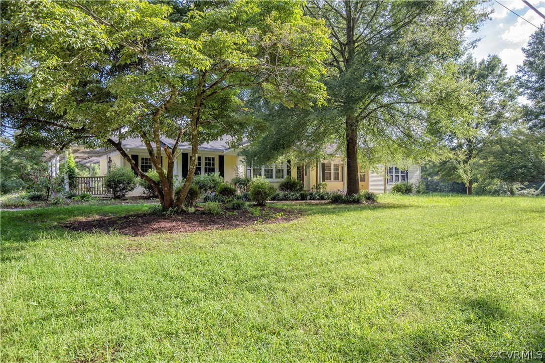 2256 Scottville Road Powhatan, VA 23139 - Photo 5 of 50 Gallery Image 5