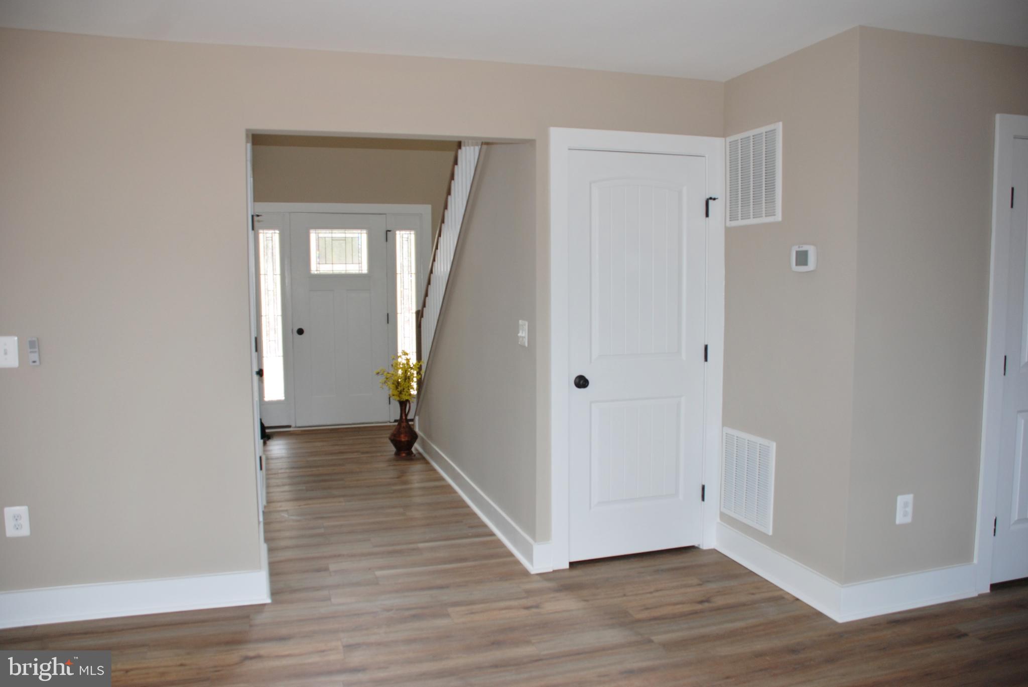 25584 Eleys Ford Road Lignum, VA 22726 - Photo 3 of 35 Foyer/Front Door