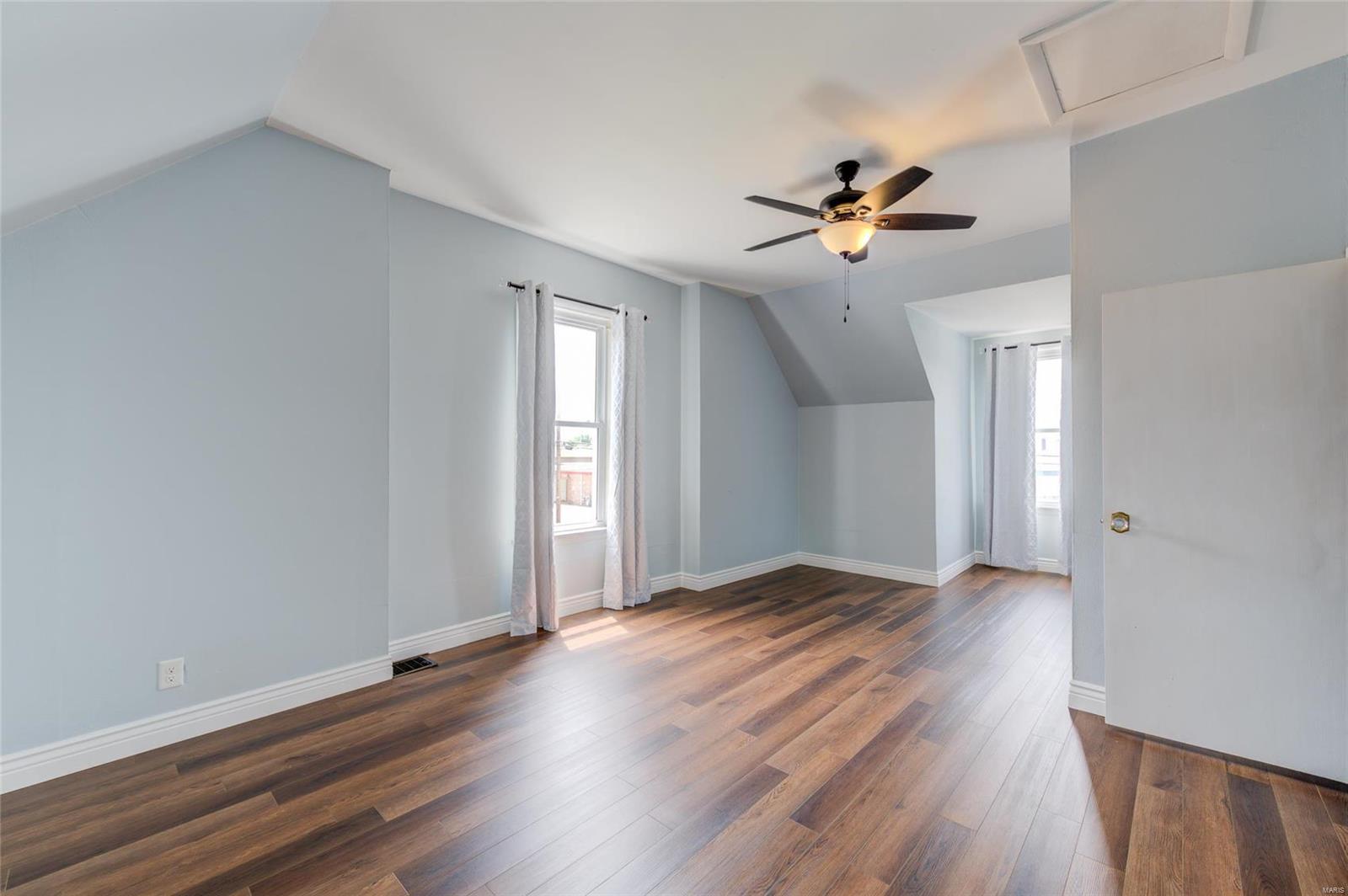 550 Madison Street St. Charles, MO 63301 - Photo 18 of 31