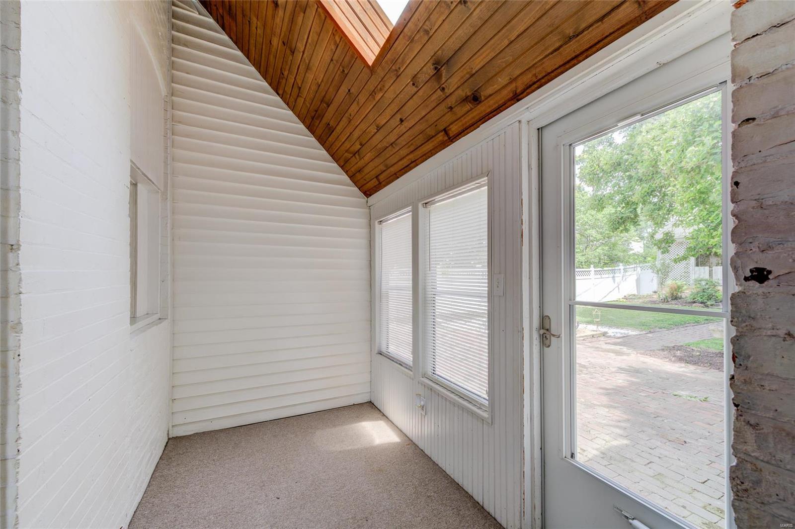 550 Madison Street St. Charles, MO 63301 - Photo 21 of 31