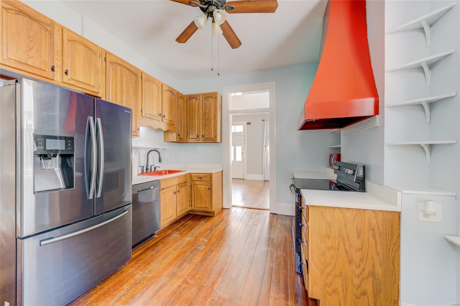 550 Madison Street St. Charles, MO 63301 - Photo 9 of 31