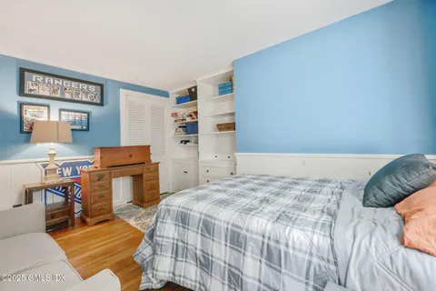 $1,375,000 | 39 Homestead Road, Greenwich, CT 06831