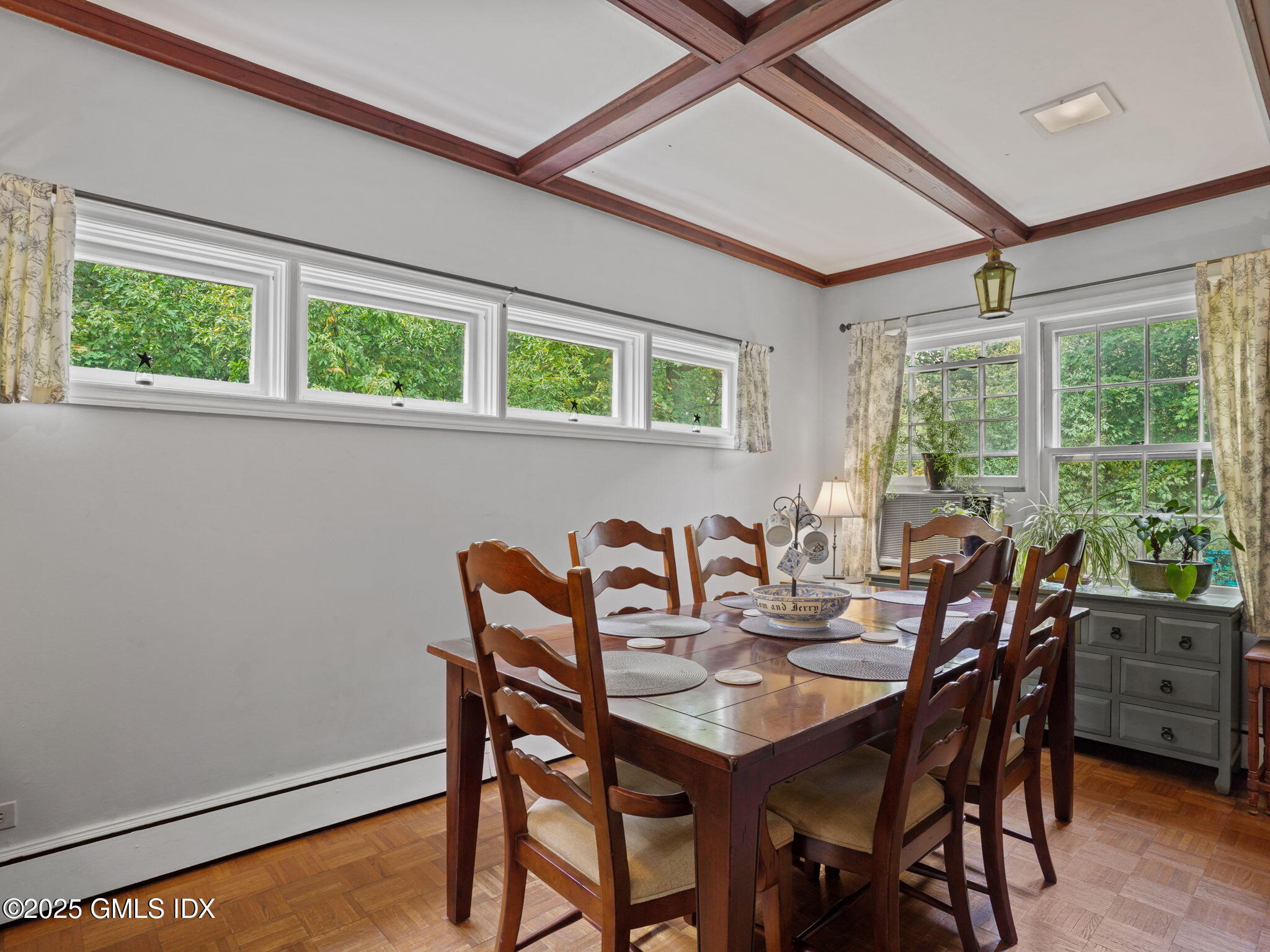 39 Homestead Road Greenwich, CT 06831 - Photo 4 of 24 Dining Room