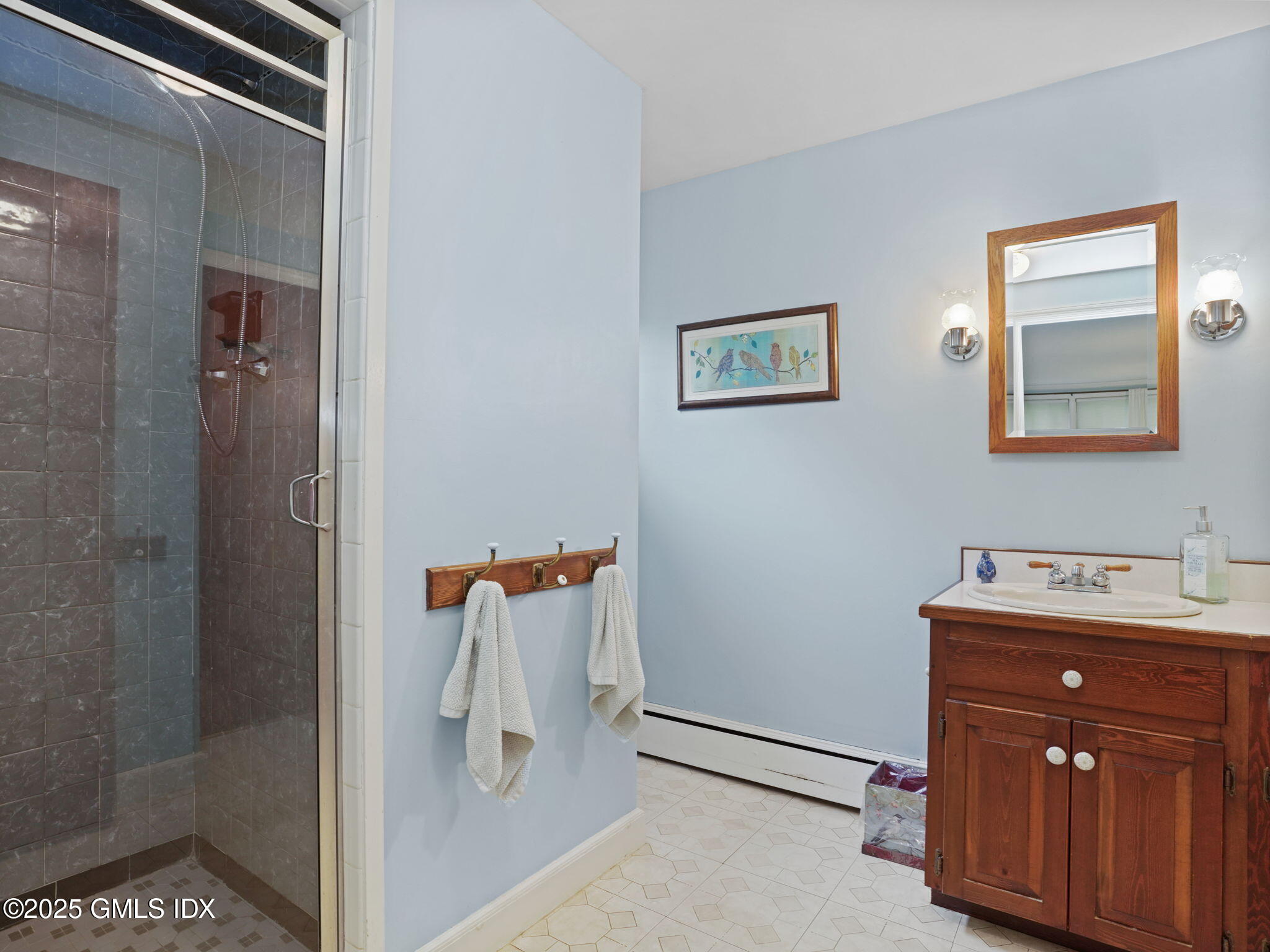 39 Homestead Road Greenwich, CT 06831 - Photo 9 of 24 Primary Bathroom