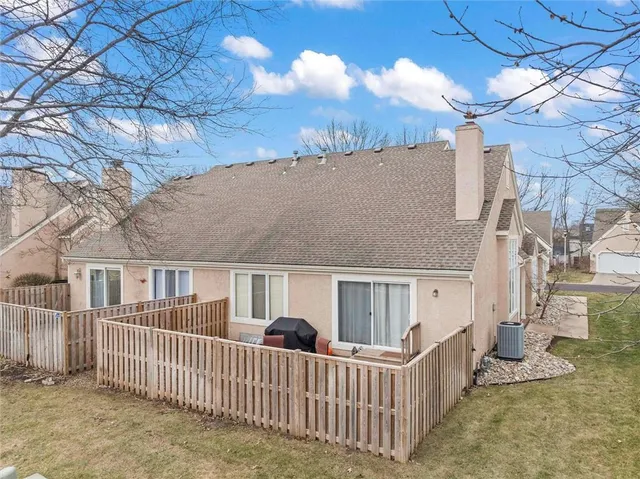 $430,000 | 12209 Grant Lane, Overland Park, KS 66213