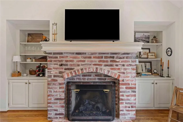 $430,000 | 12209 Grant Lane, Overland Park, KS 66213