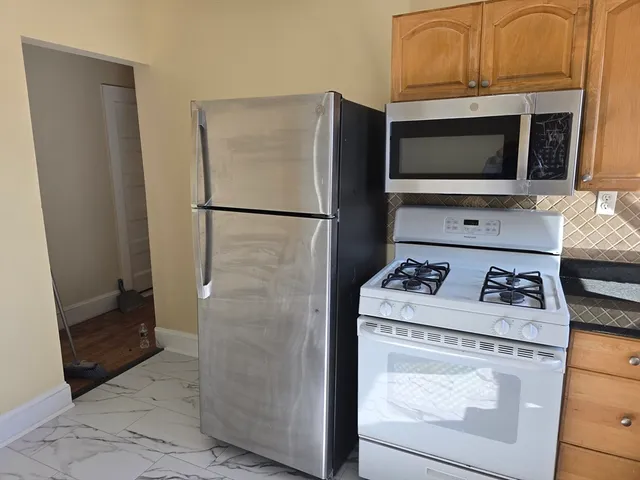 $2,900 | 349 Hollis Street, Unit 3, Framingham, MA 01702