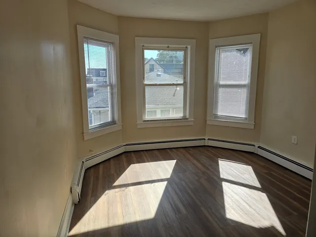 $2,900 | 349 Hollis Street, Unit 3, Framingham, MA 01702