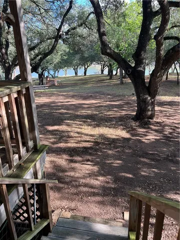 $2,300 | 1345 Lakeshore Drive, Spicewood, TX 78669