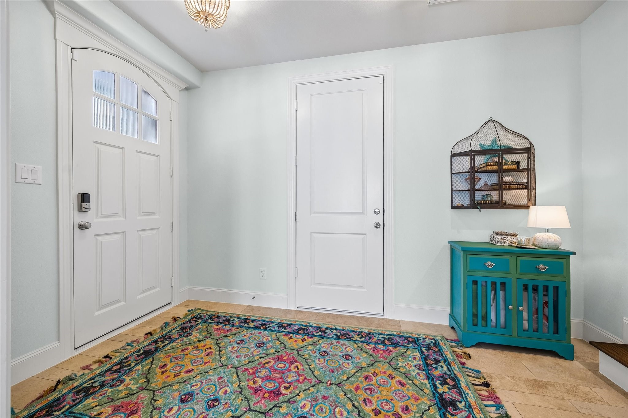 246 East 28th Street Houston, TX 77008 - Photo 11 of 27 First floor entry