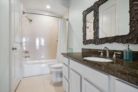 $614,900 | 246 East 28th Street, Houston, TX 77008