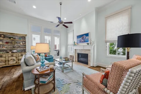 $614,900 | 246 East 28th Street, Houston, TX 77008