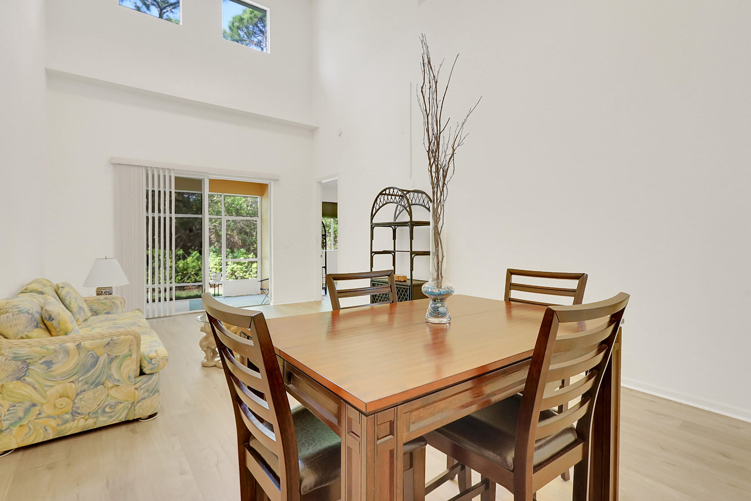 2555 Stockbridge Square Southwest Vero Beach, FL 32962 - Photo 13 of 52 3J0A10024