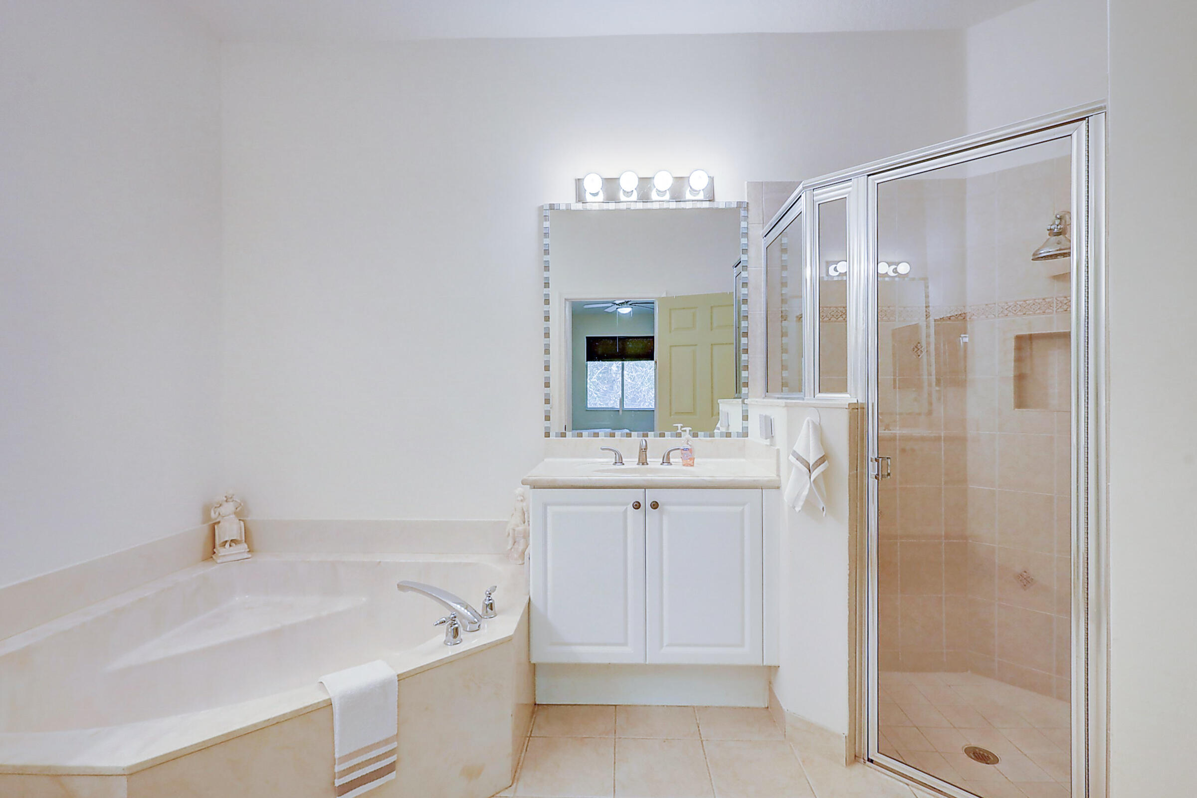 2555 Stockbridge Square Southwest Vero Beach, FL 32962 - Photo 29 of 52 3J0A10114