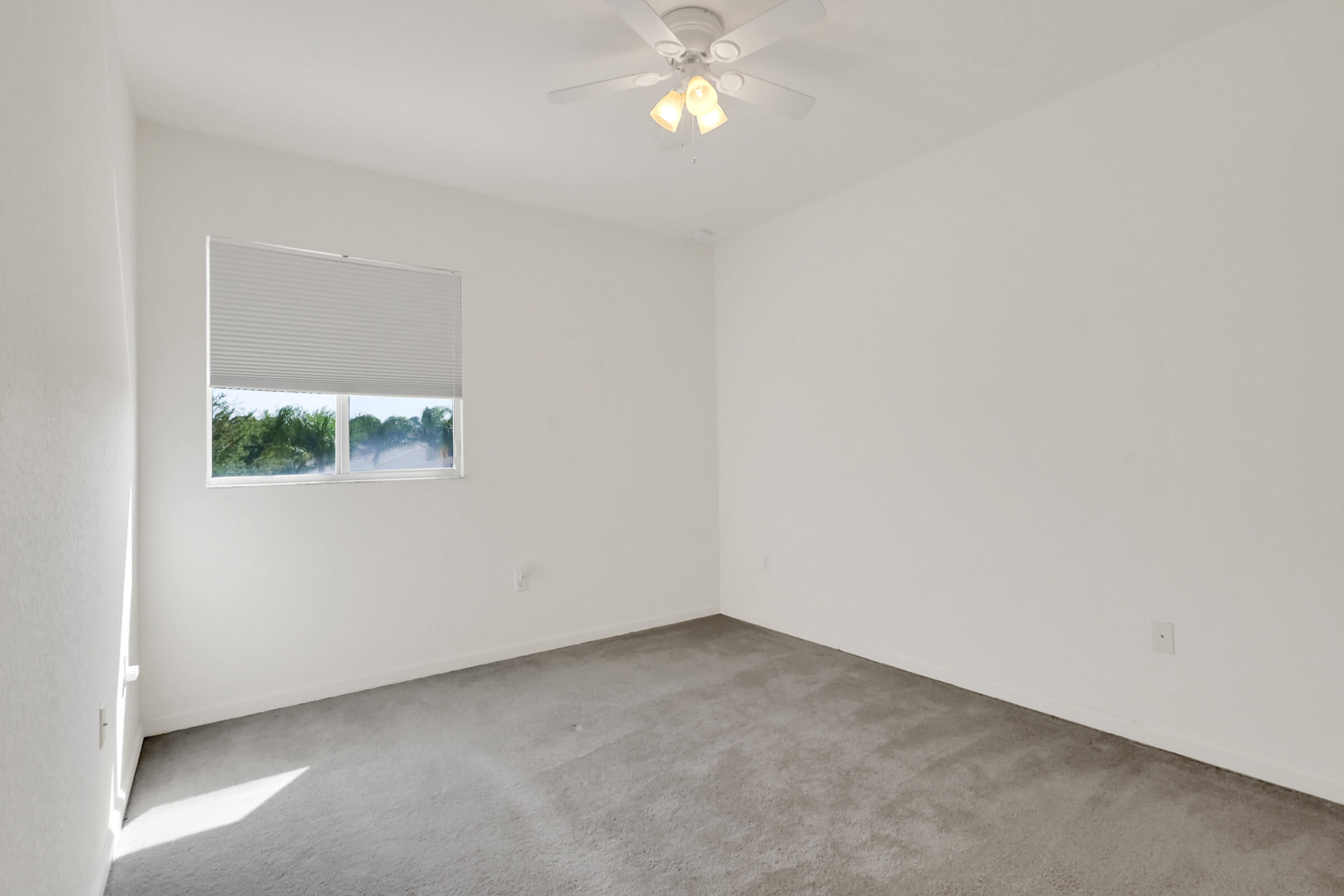 2555 Stockbridge Square Southwest Vero Beach, FL 32962 - Photo 33 of 52 3J0A10139