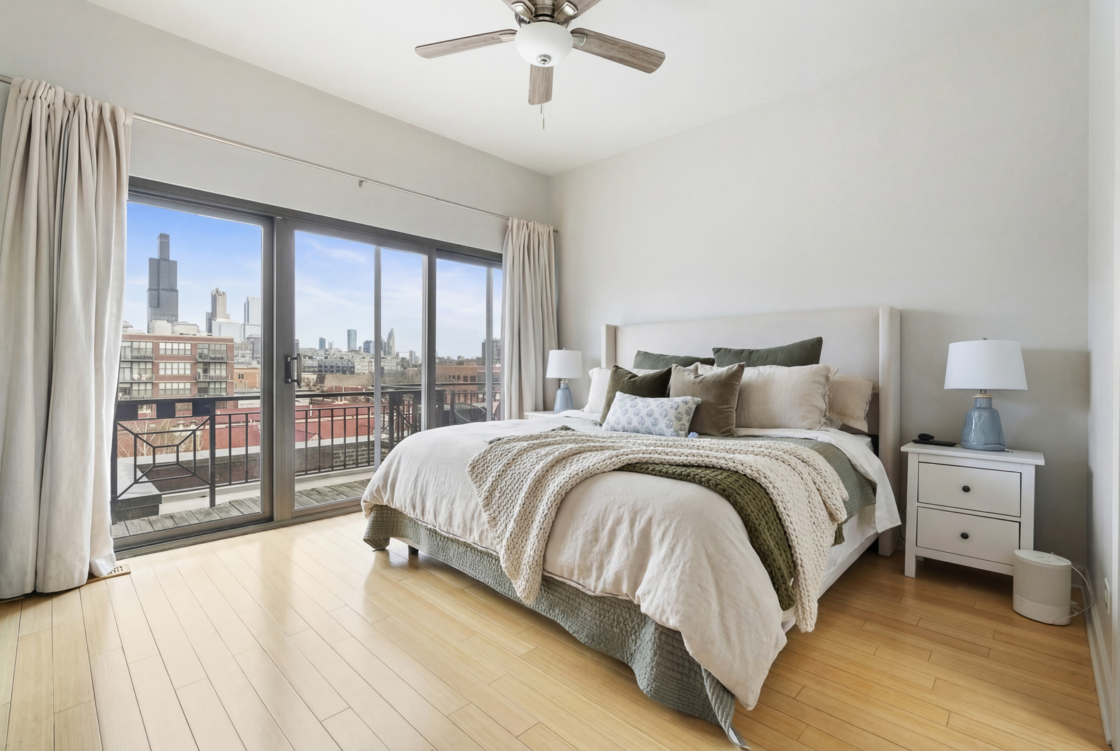 1330 West Monroe Street, Unit 410 Chicago, IL 60607 - Photo 25 of 37