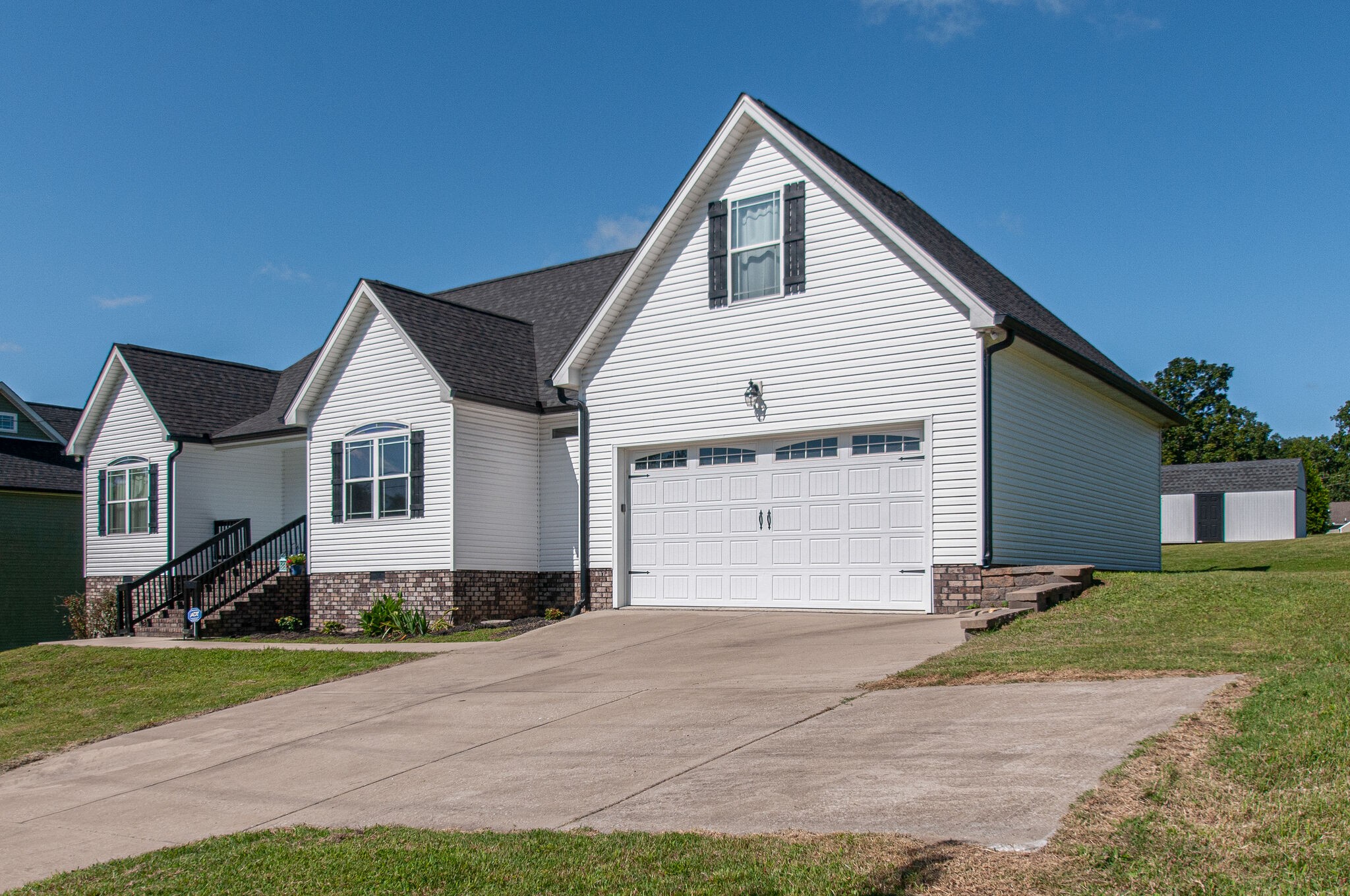 706 Ruby Way White Bluff, TN 37187 - Photo 3 of 30 Gallery Image 3