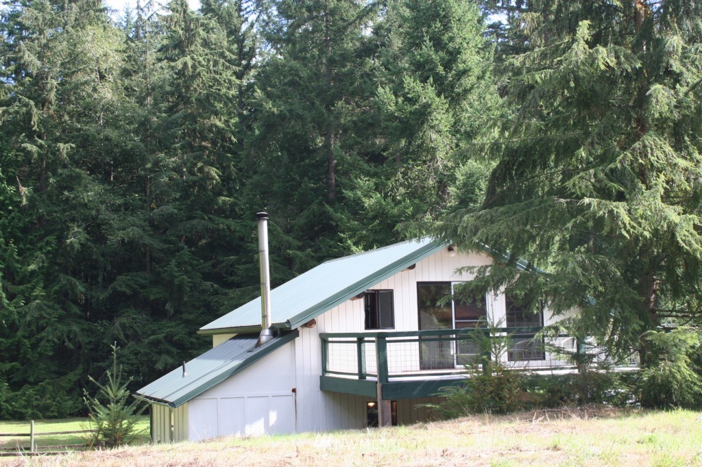 6756 Cultus Bay Road Clinton, WA 98236 - Photo 1 of 1 Gallery Image 1