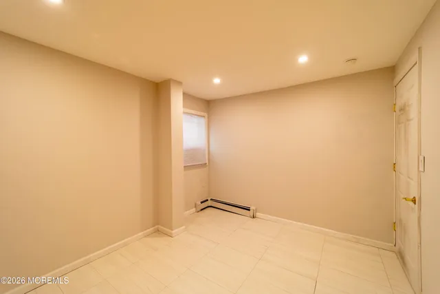 $2,150 | 106 Wallace Street, Unit B, Red Bank, NJ 07701