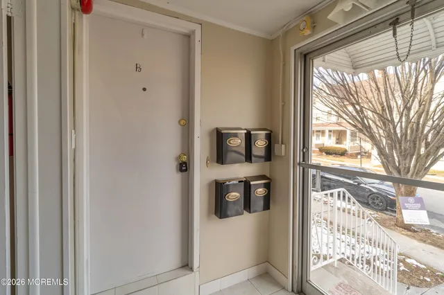 $2,150 | 106 Wallace Street, Unit B, Red Bank, NJ 07701