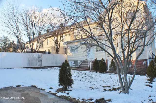 $2,150 | 106 Wallace Street, Unit B, Red Bank, NJ 07701