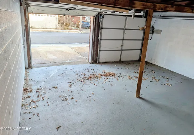 $2,150 | 106 Wallace Street, Unit B, Red Bank, NJ 07701