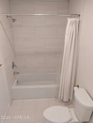 $2,150 | 106 Wallace Street, Unit B, Red Bank, NJ 07701