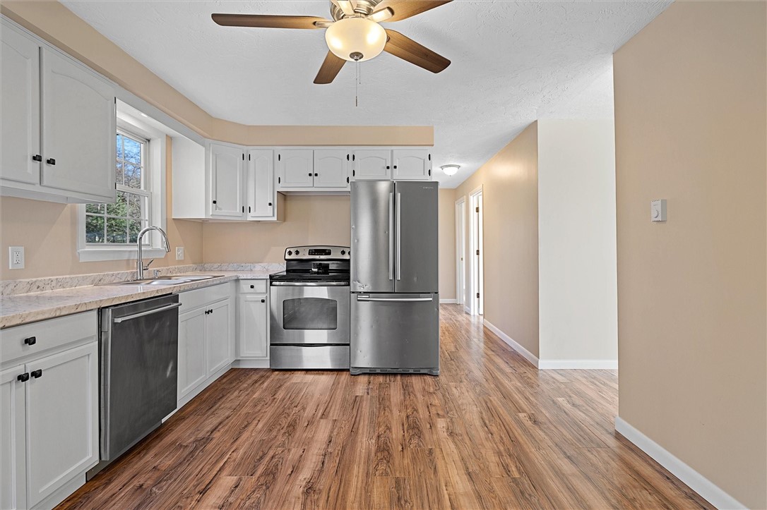 5 Cornfield Road Spencer, MA 01562 - Photo 2 of 24 Gallery Image 2