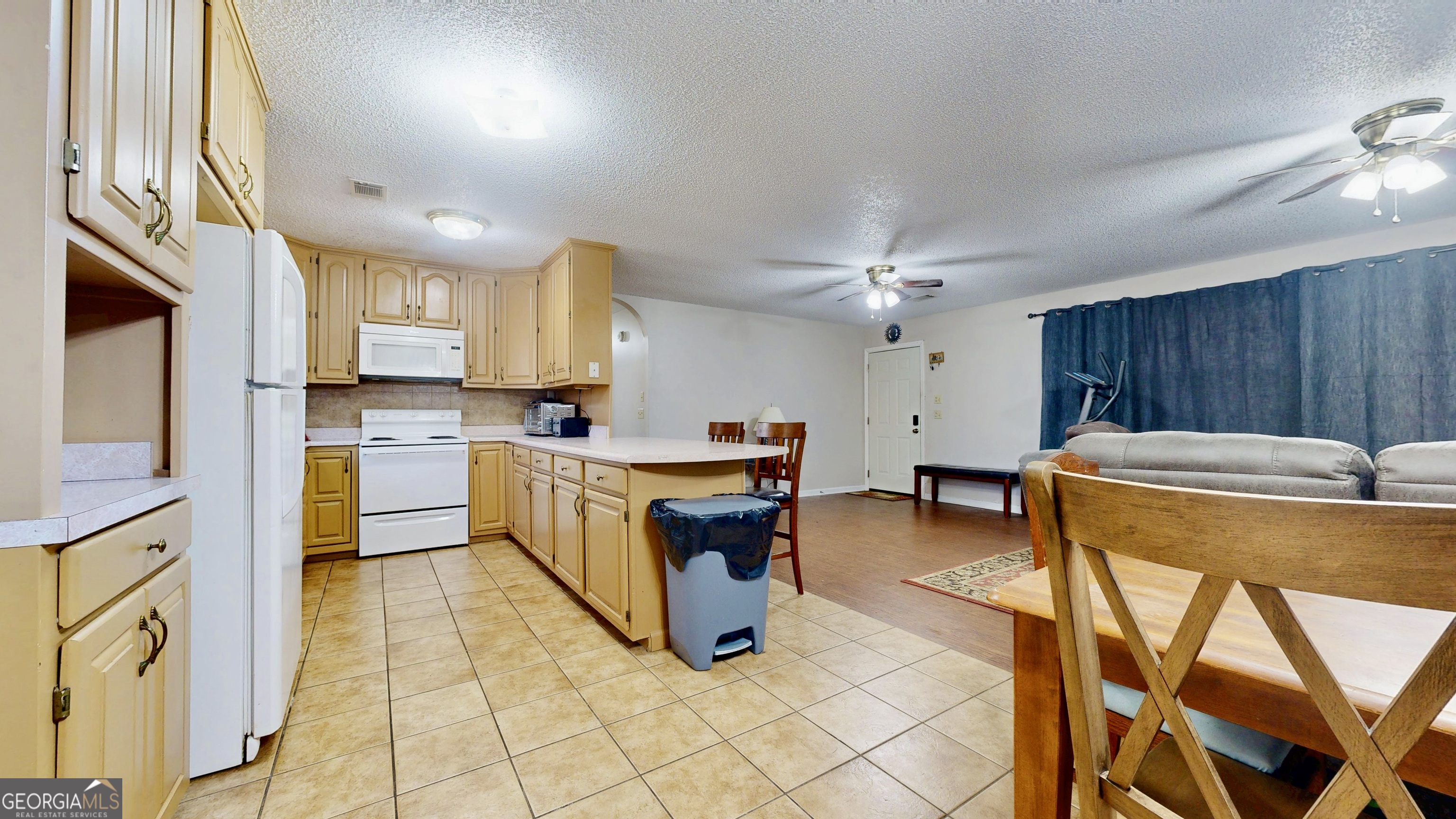 131 Fawn Lane Blackshear, GA 31516 - Photo 9 of 57
