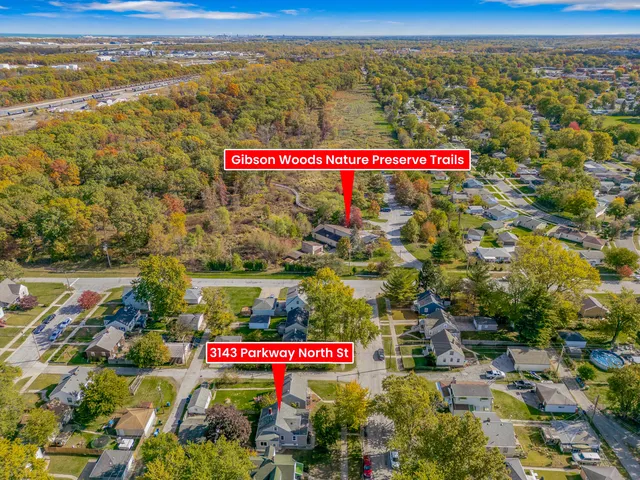 a sign that is on the wall of building