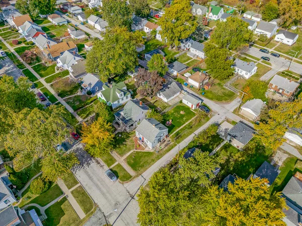 $199,900 | 3143 Parkway North Street, Hammond, IN 46323