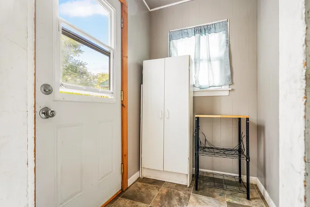 $209,900 | 3143 Parkway North Street, Hammond, IN 46323